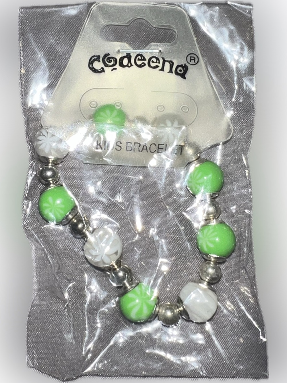 🔴New Codeena Kids Green White Floral Accent Beaded Stretch Bracelet